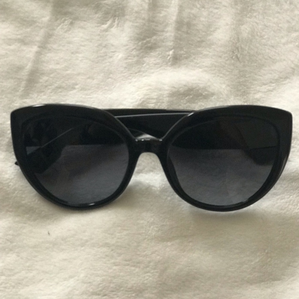 DIOR “DDIORF” Sunglasses.